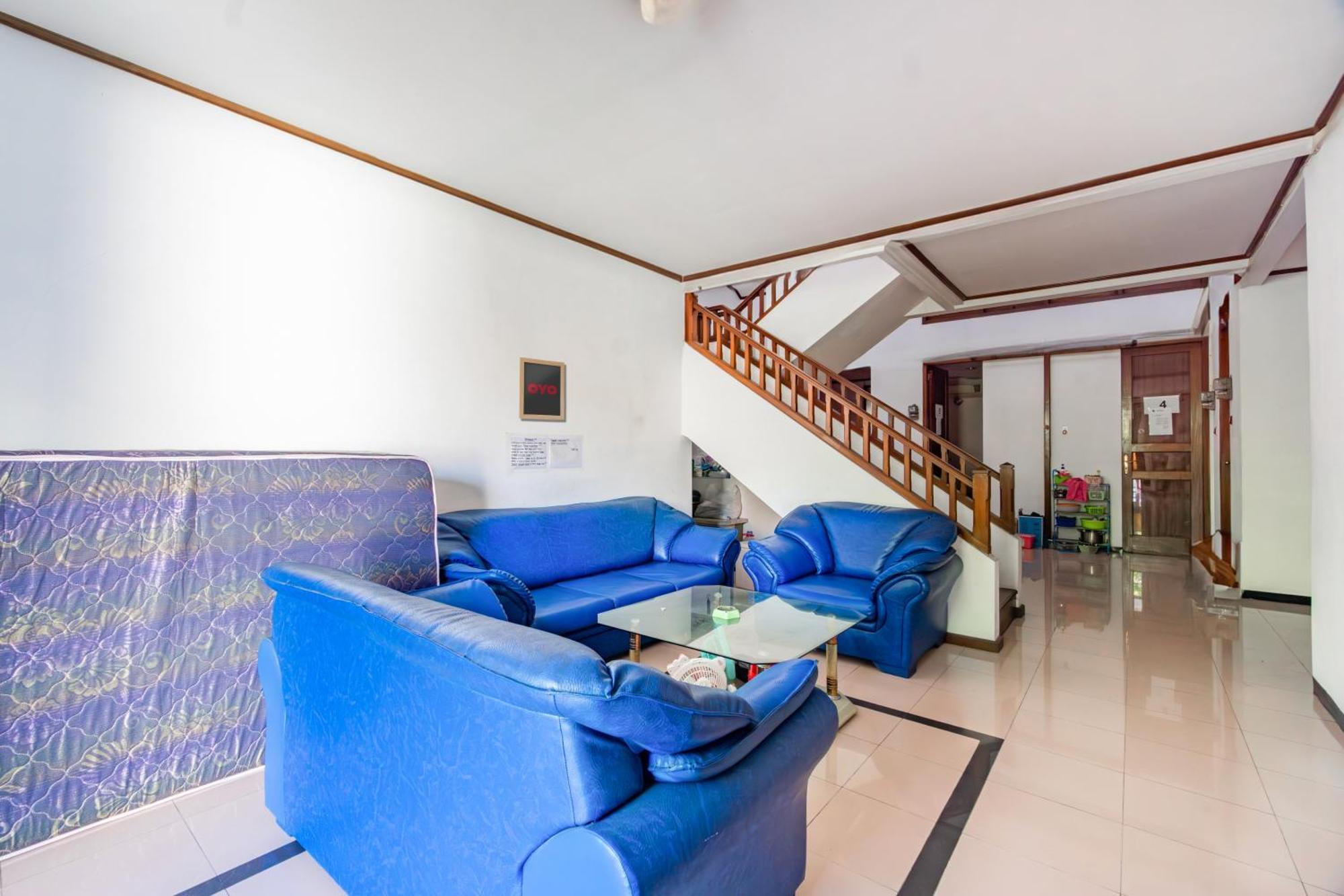 Oyo Life 93978 Syariah Hotel Surabaya